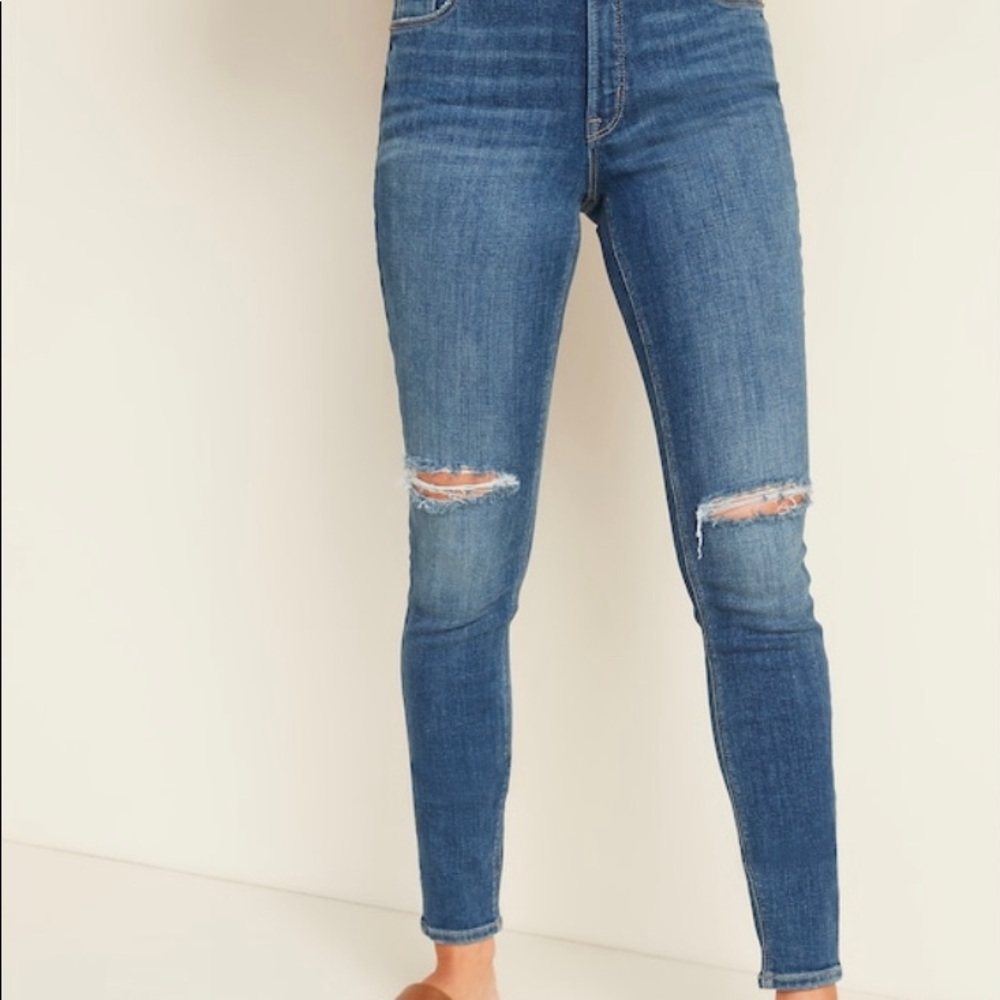 Old navy, ripped knee skinny jeans